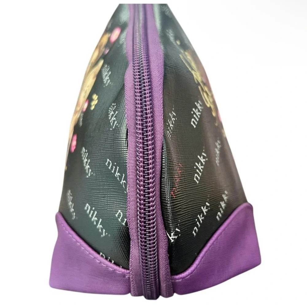 Host Pick NWT Sisters Cosmetic/Toiletries Bag